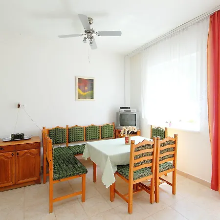 度假居 Holiday Balaton H333 *